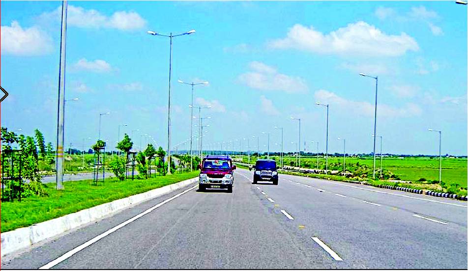 Yamuna e-way zone to auction biz plots